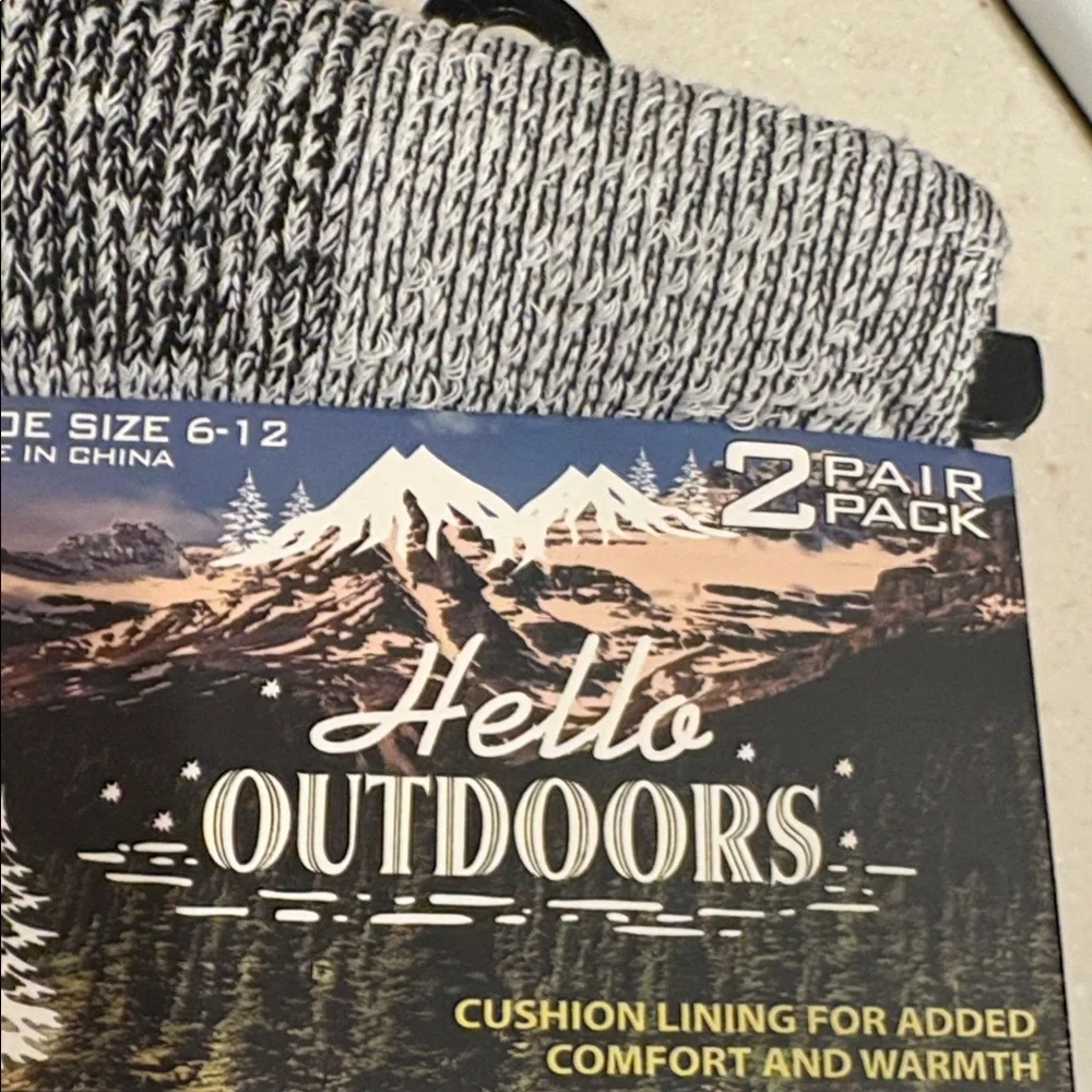 Ironyte Full‎ Cushion Crew Socks Mens 6-12 Black Grey NEW 2-Pack Hello Outdoors